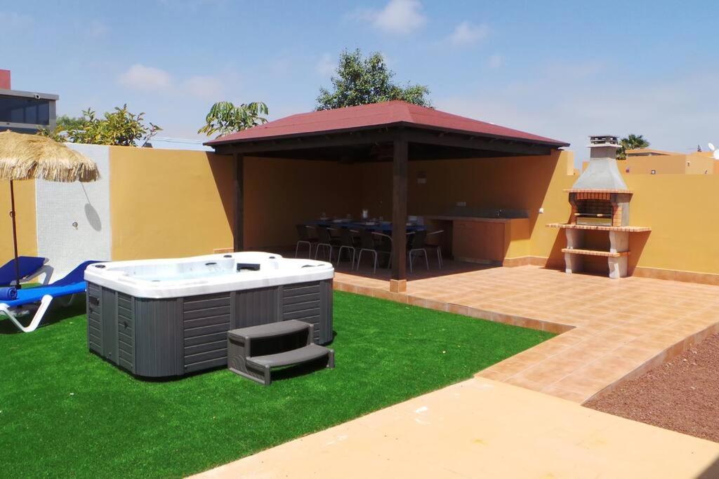 Luxury Villa At Golf Course Costa De Antigua Εξωτερικό φωτογραφία